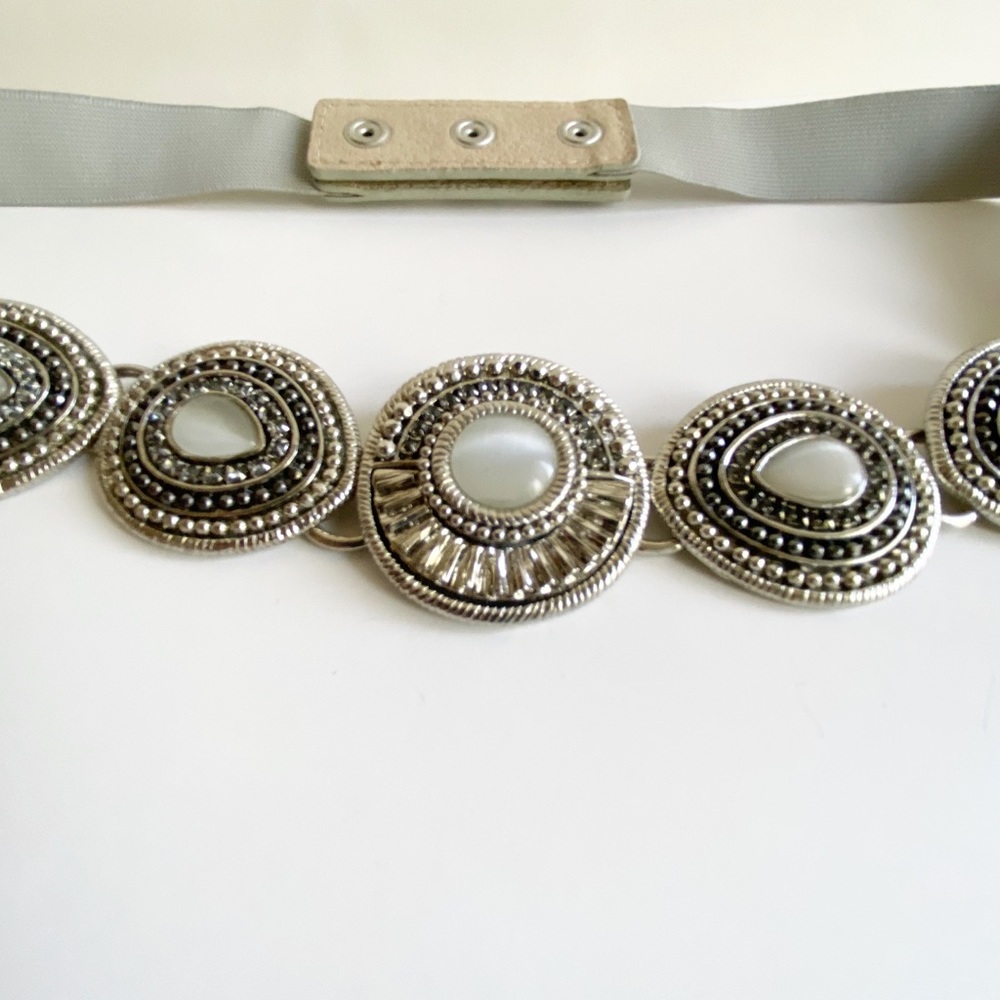 Vintage Gray Elastic Belt With Rhinestones - Picture 9 of 9
